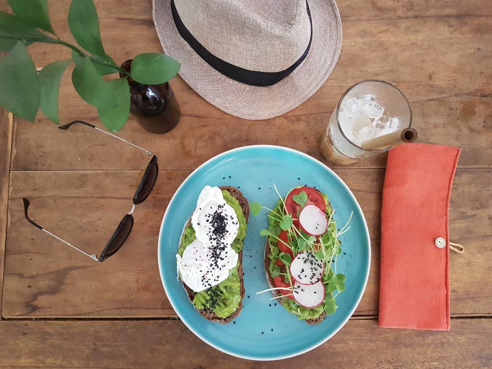 Where To Stay and Eat On Koh Rong Sanloem, M’Phai Bay