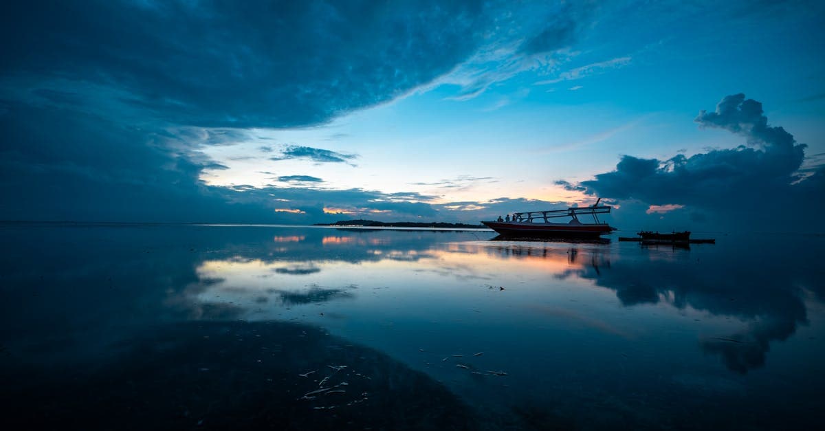 Ultimate Guide to Sailing in Bali: Best Spots & Seasonal Tips